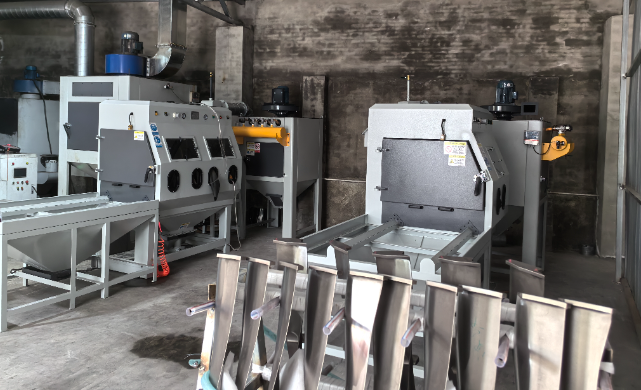 信阳高压喷砂机 硬核处理高难度工件