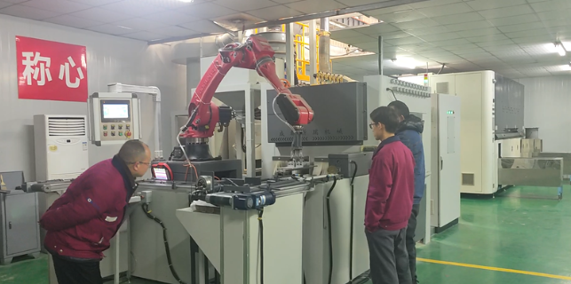 信阳干式喷砂机和湿式喷砂机 区别及适用场景